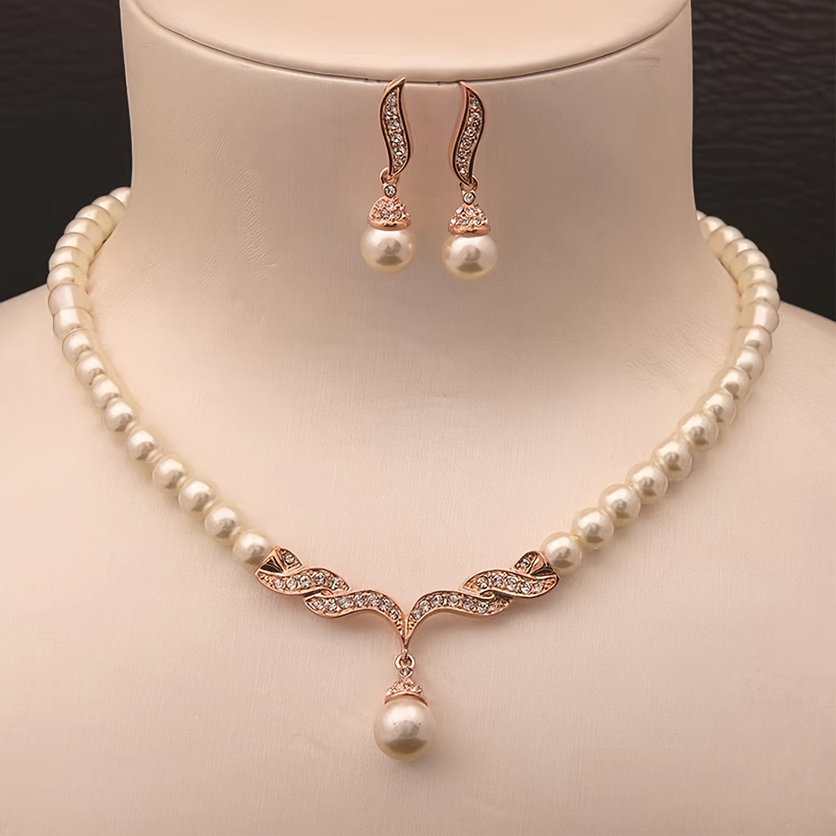 Luxury pearl-wedding-jewelry-set