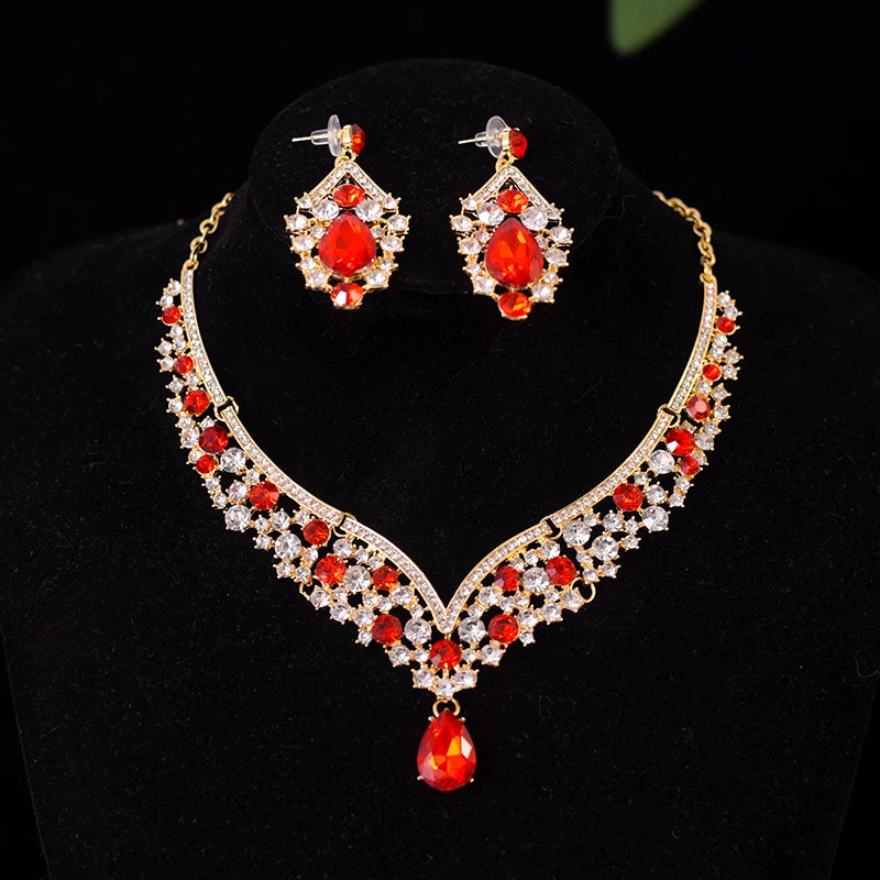 Luxury Crystal Crown Necklace & Earrings Set – European Elegance