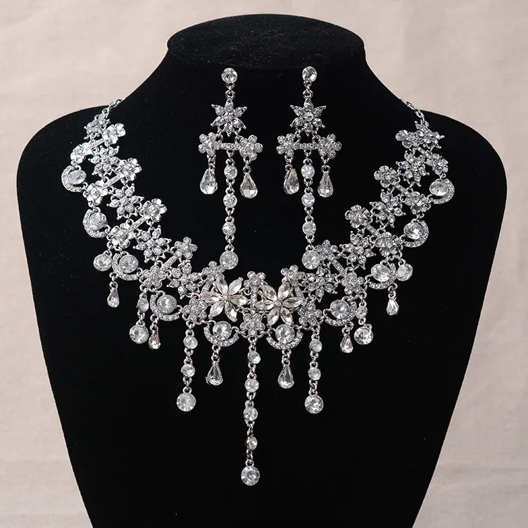 Luxury Silver-Tone Crystal Floral Bridal Necklace and Earrings Set