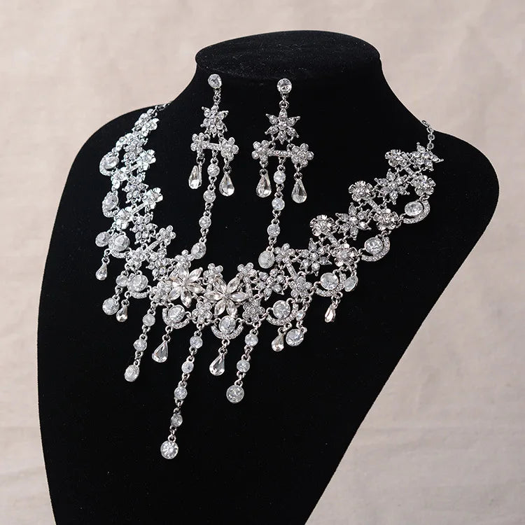 Luxury Silver-Tone Crystal Floral Bridal Necklace and Earrings Set