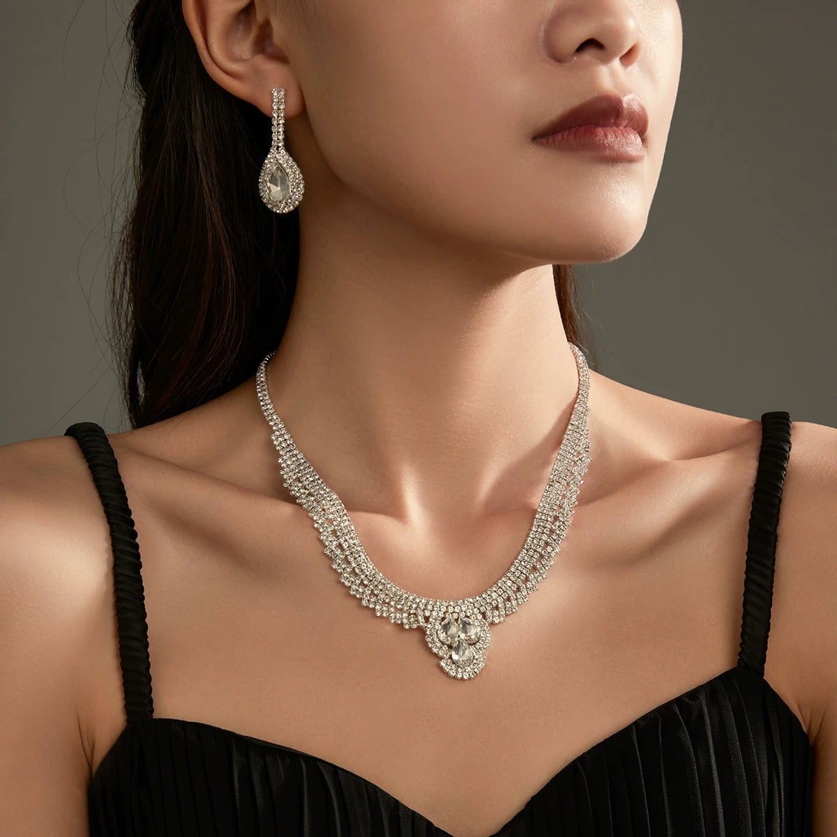Luxury Rhinestone Necklace & Earrings Set – 2 Pieces Sparkling Jewelry Set for Women