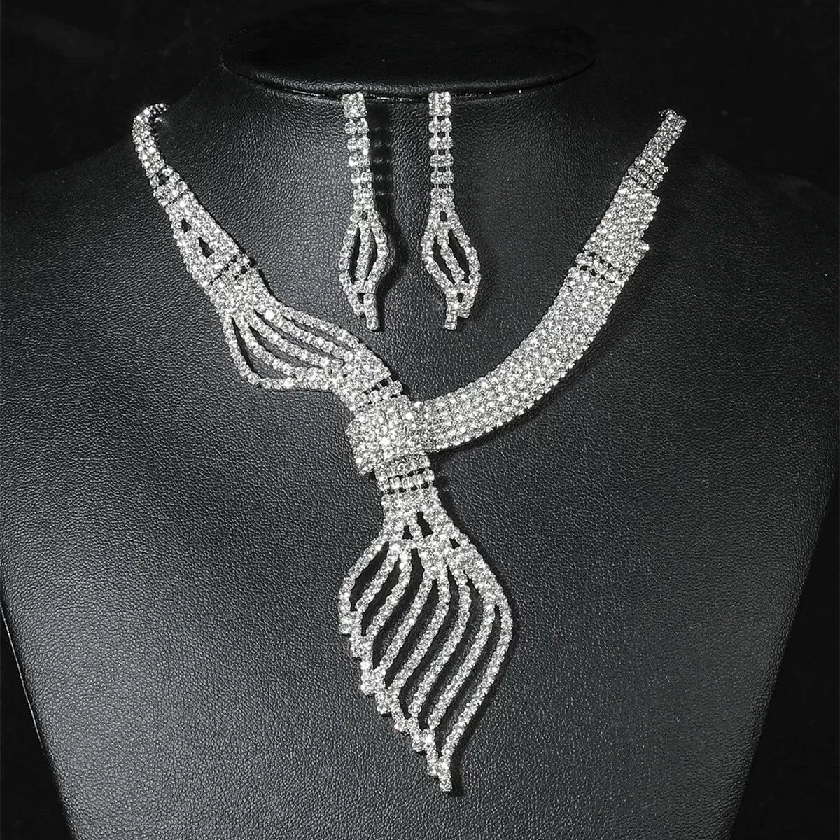 Luxury Rhinestone Necklace & Earrings Set – 2 Pieces Sparkling Jewelry Set for Women