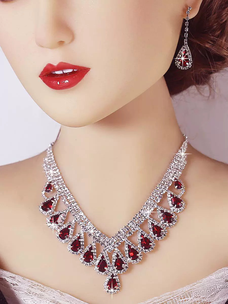 Luxury Rhinestone Drop Necklace & Earrings Set – Bridal, Evening & Special Occasion Jewelry