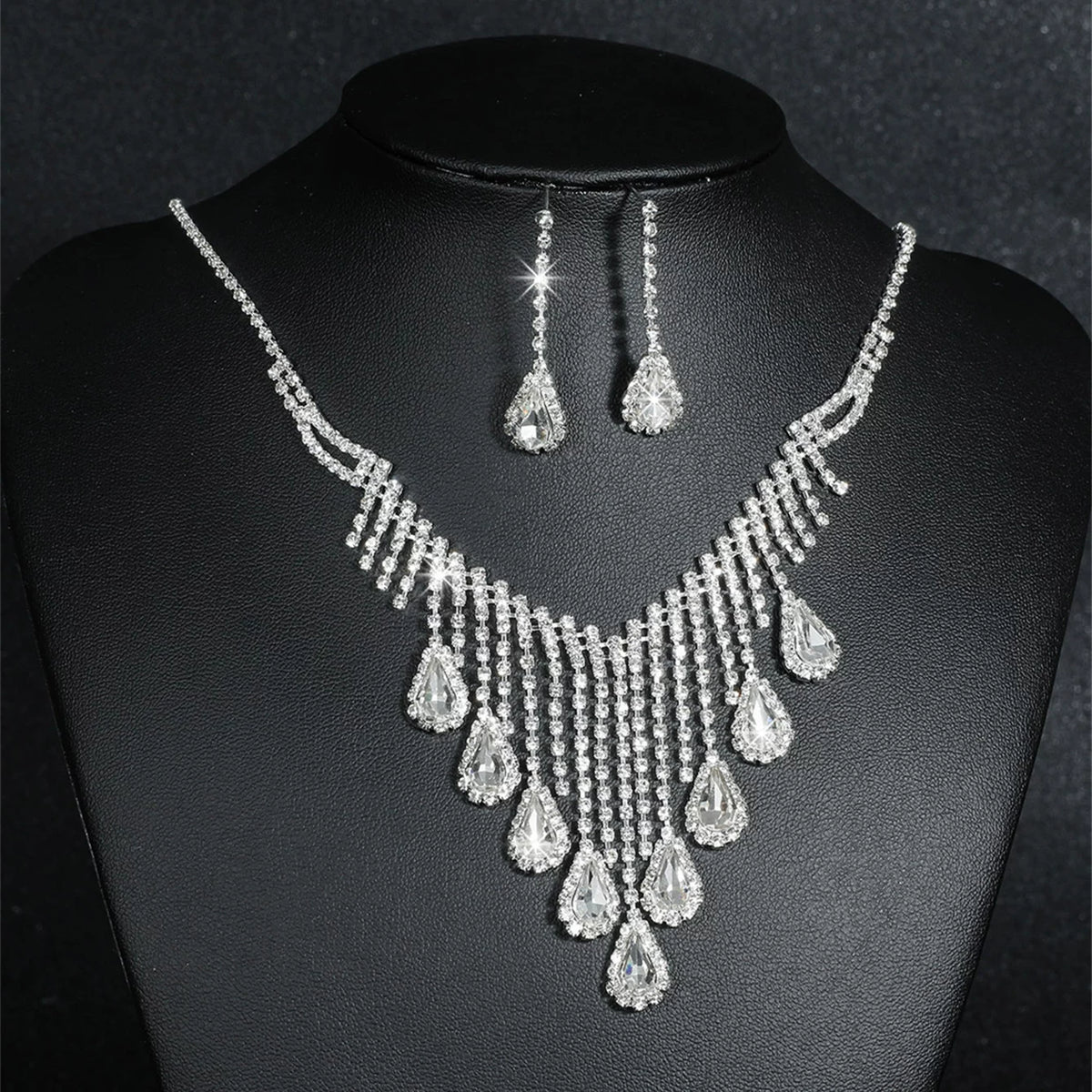Luxury Rhinestone Necklace & Earrings Set – 2 Pieces Sparkling Jewelry Set for Women