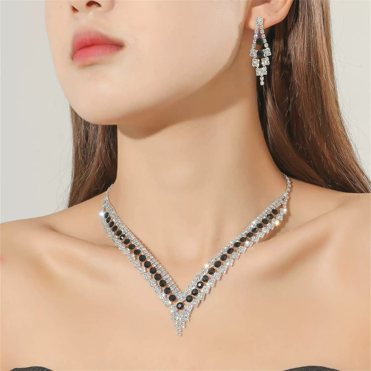 Luxury Rhinestone Necklace & Earrings Set – 2 Pieces Sparkling Jewelry Set for Women