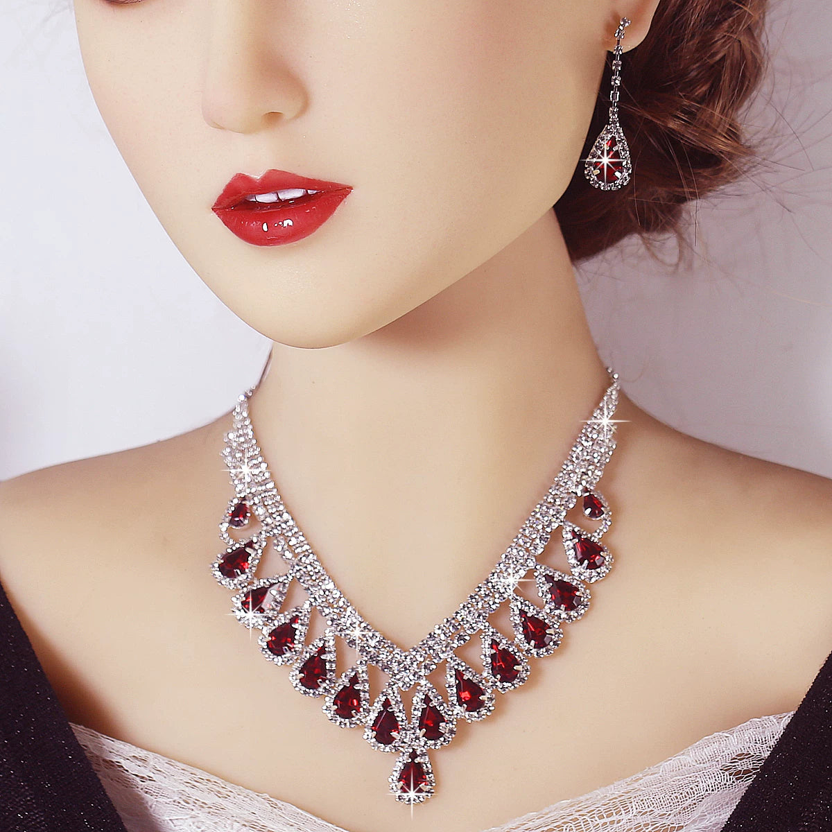 Luxury Rhinestone Drop Necklace & Earrings Set – Bridal, Evening & Special Occasion Jewelry