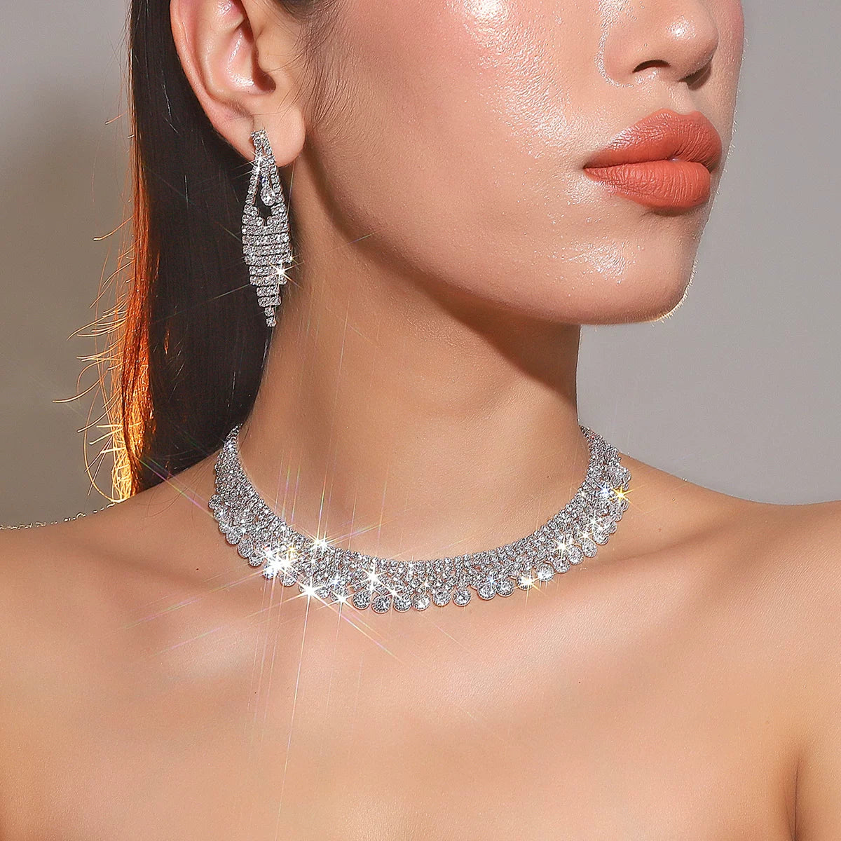 Luxury Rhinestone Necklace & Earrings Set – 2 Pieces Sparkling Jewelry Set for Women