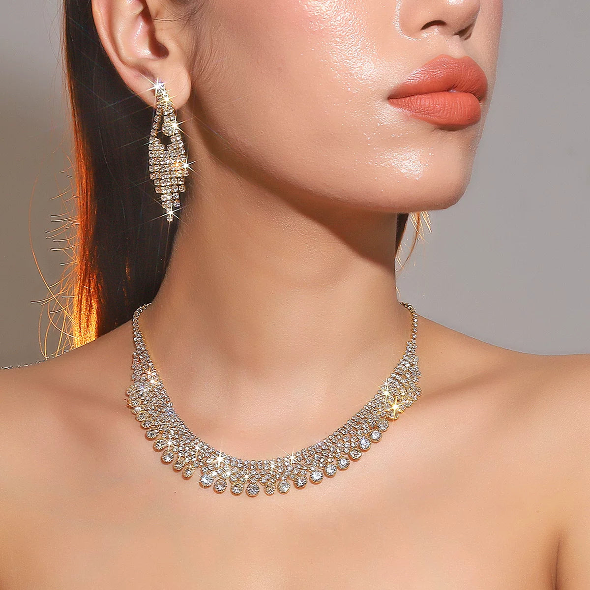 Luxury Rhinestone Necklace & Earrings Set – 2 Pieces Sparkling Jewelry Set for Women