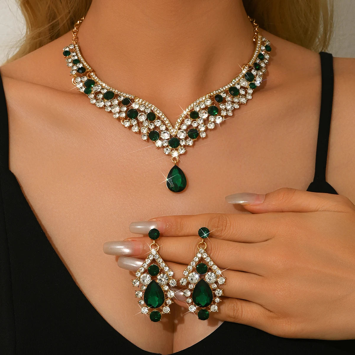 Luxury Crystal Necklace & Earrings Jewelry Set – Gold Tone Bridal Wedding Party Jewelry