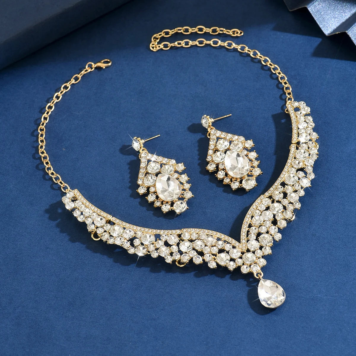 Luxury Crystal Necklace & Earrings Jewelry Set – Gold Tone Bridal Wedding Party Jewelry
