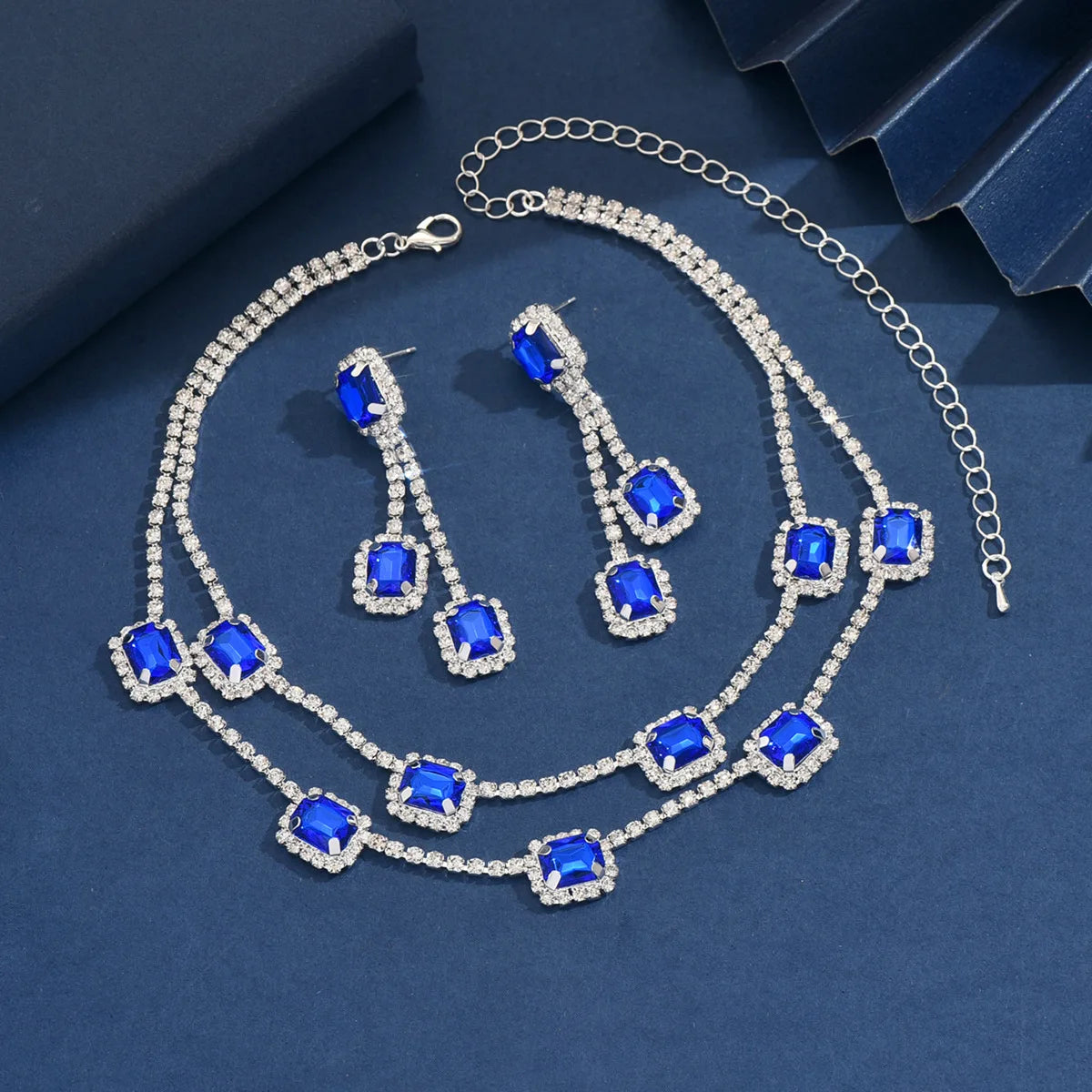 Luxury 2-Piece Jewelry Set – Necklace & Earrings