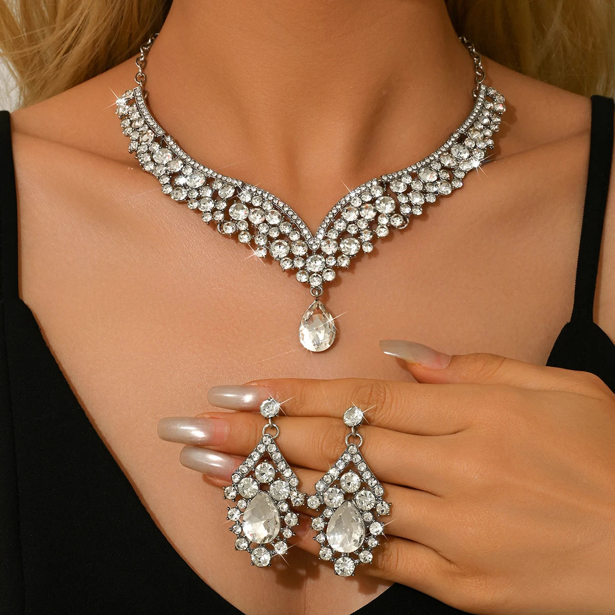 Luxury Crystal Necklace & Earrings Jewelry Set – Gold Tone Bridal Wedding Party Jewelry