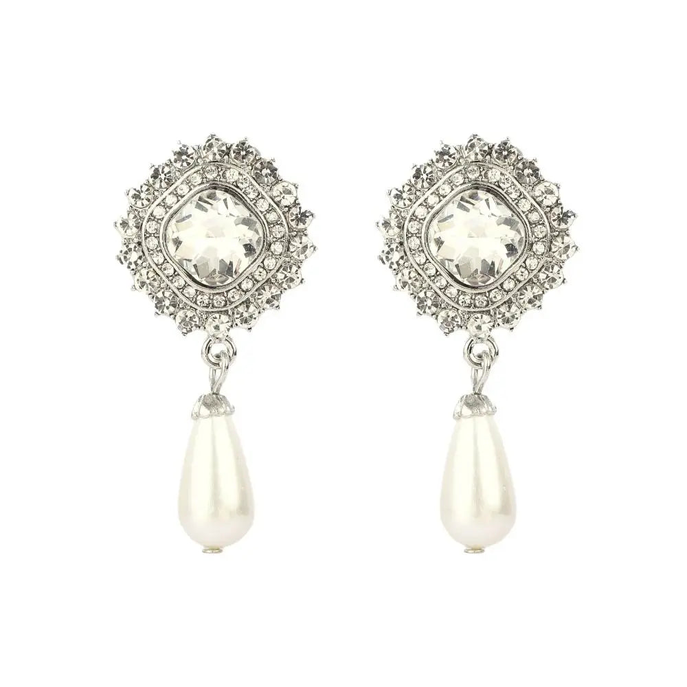Elegant Pearl Jewelry Set – Classic Layered Necklace & Drop Earrings