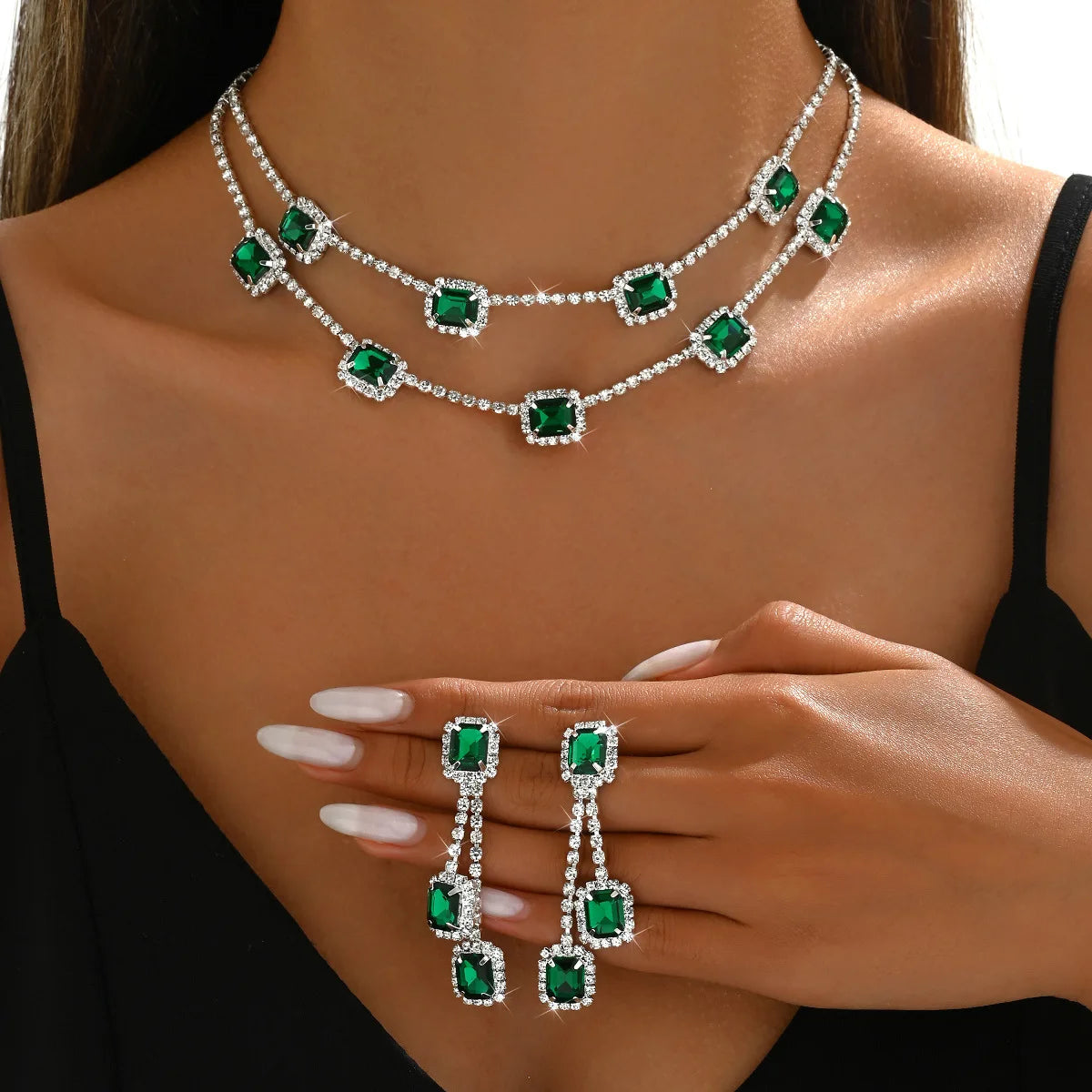 Luxury 2-Piece Jewelry Set – Necklace & Earrings