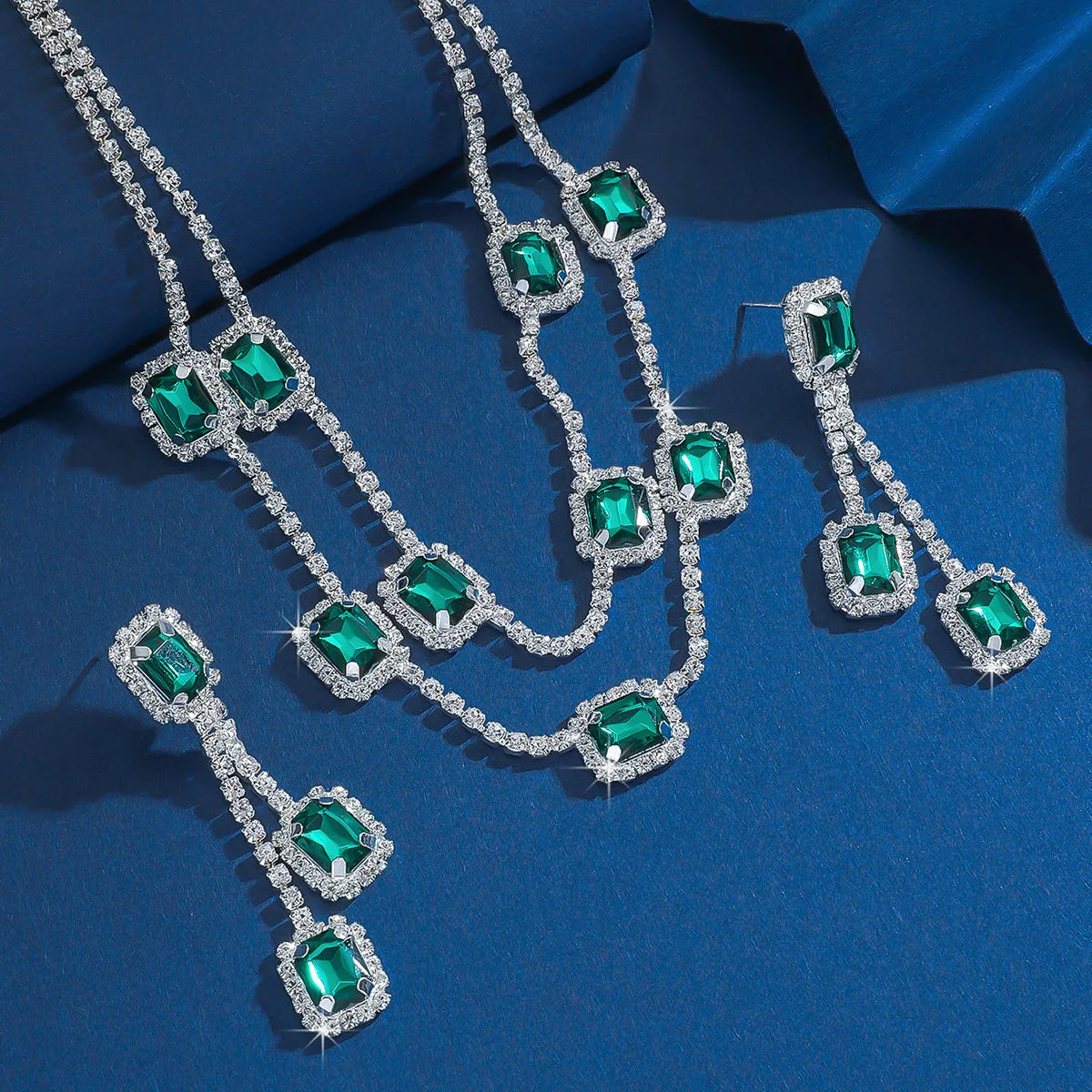 Luxury 2-Piece Jewelry Set – Necklace & Earrings