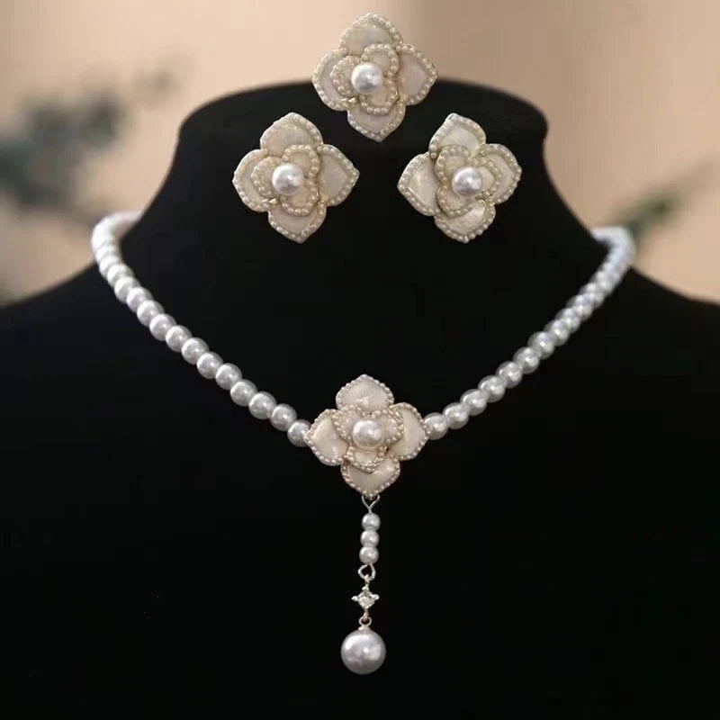 Pearl Flower Jewelry Set – Elegant Pearl Necklace, Earrings & Ring for Weddings & Special Occasions
