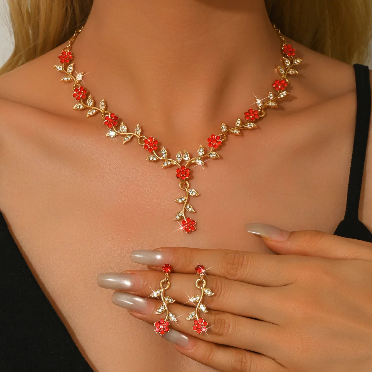 Elegant Crystal Necklace and Earrings Jewelry Set for Women