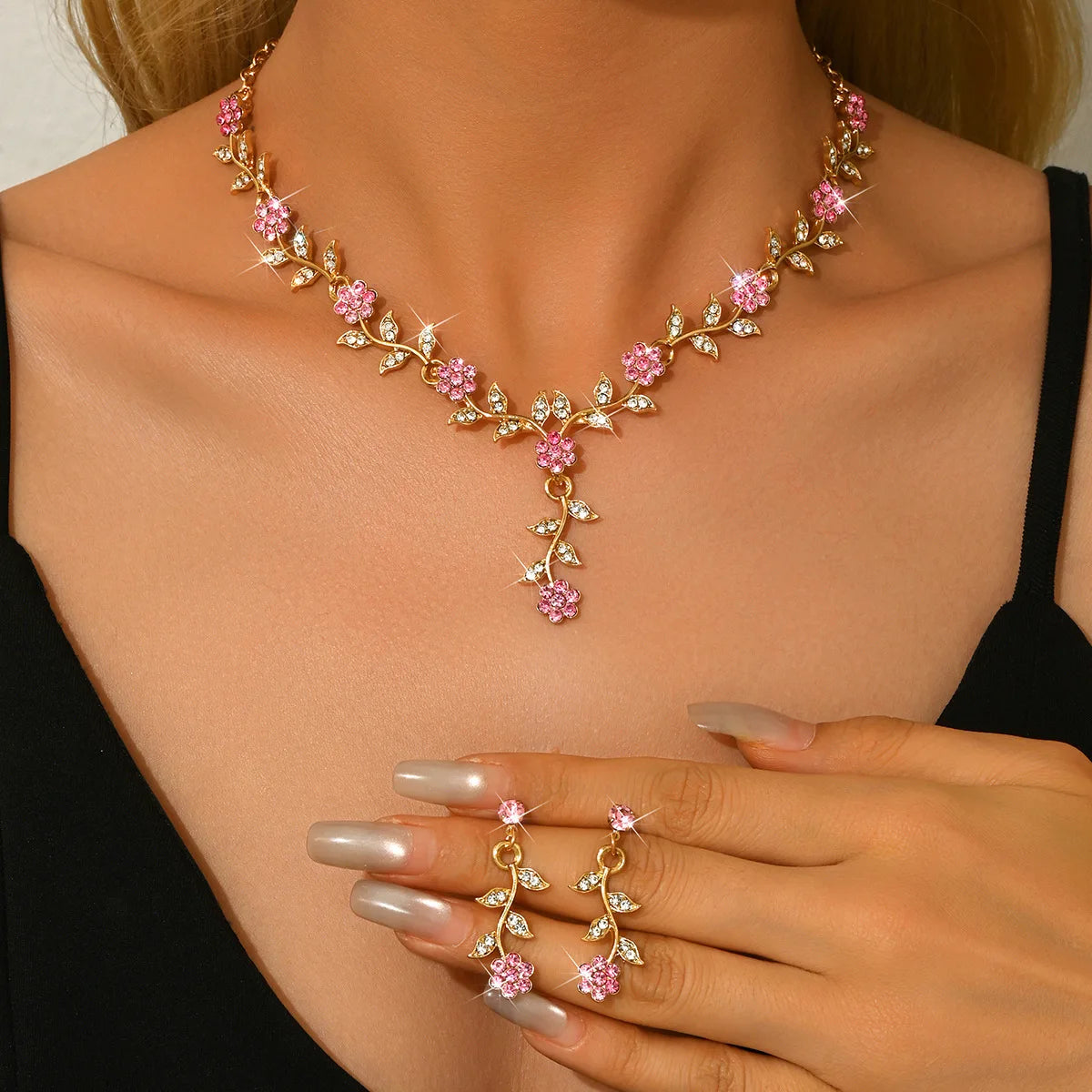 Elegant Crystal Necklace and Earrings Jewelry Set for Women