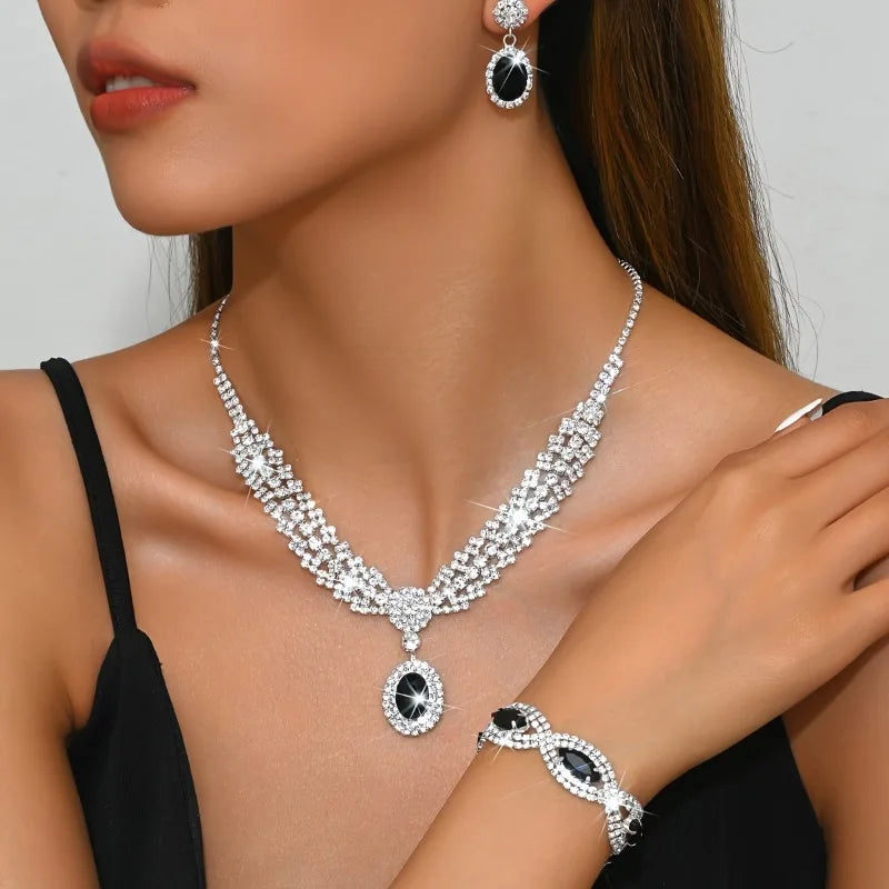 Elegant Bridal Jewelry Set – Crystal Necklace & Earrings