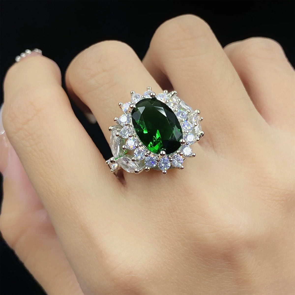 Luxury Emerald Green Crystal Bridal Jewelry Set – Necklace & Earrings & Ring  – Silver