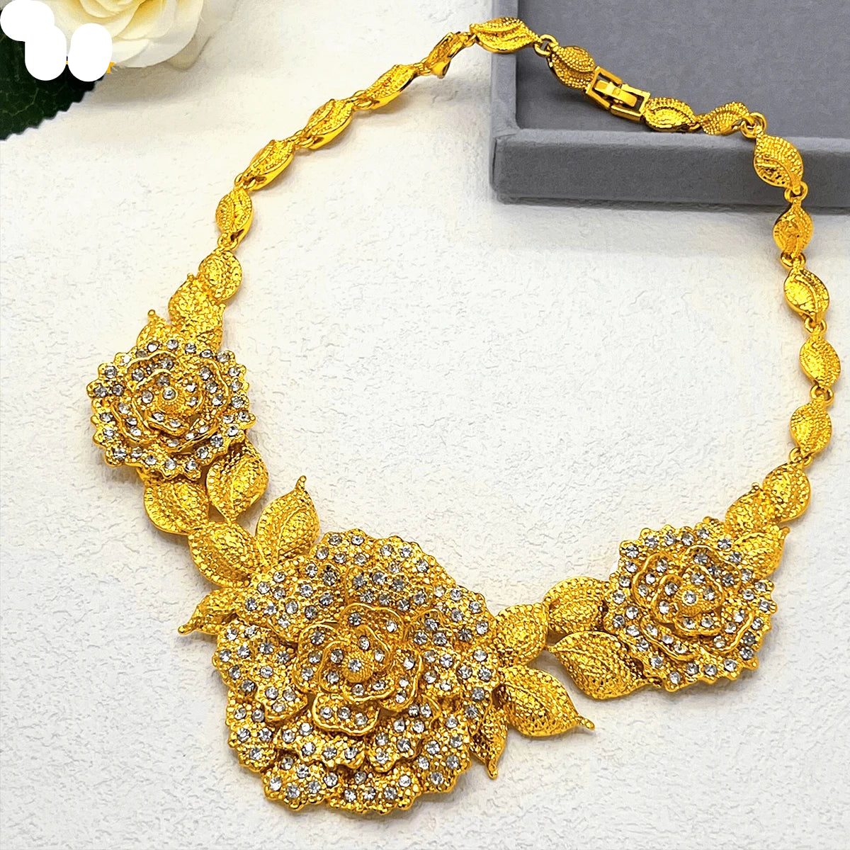Luxury Gold-Plated Floral Jewelry Set for Women – Necklace, Earrings & Brecelet & Ring Gold Plated