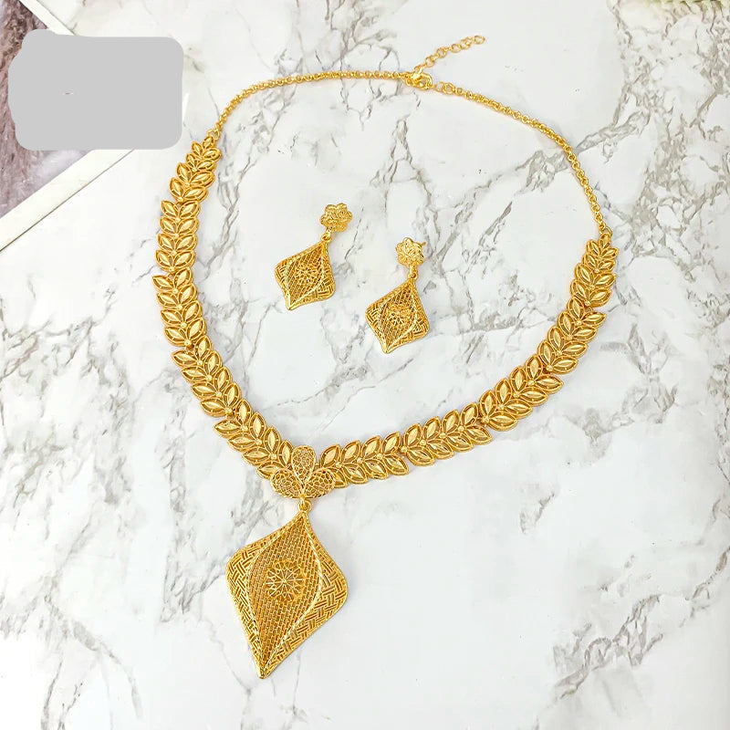 Luxury Gold Necklace & Earrings Set – Elegant Dubai Style Jewelry for Women