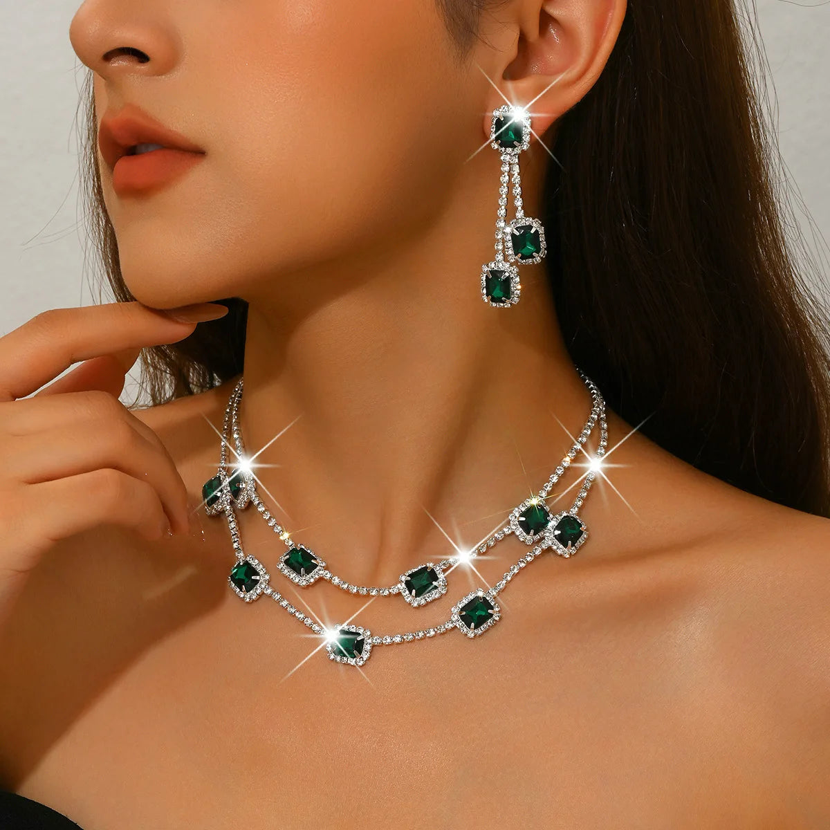 Luxury 2-Piece Jewelry Set – Necklace & Earrings