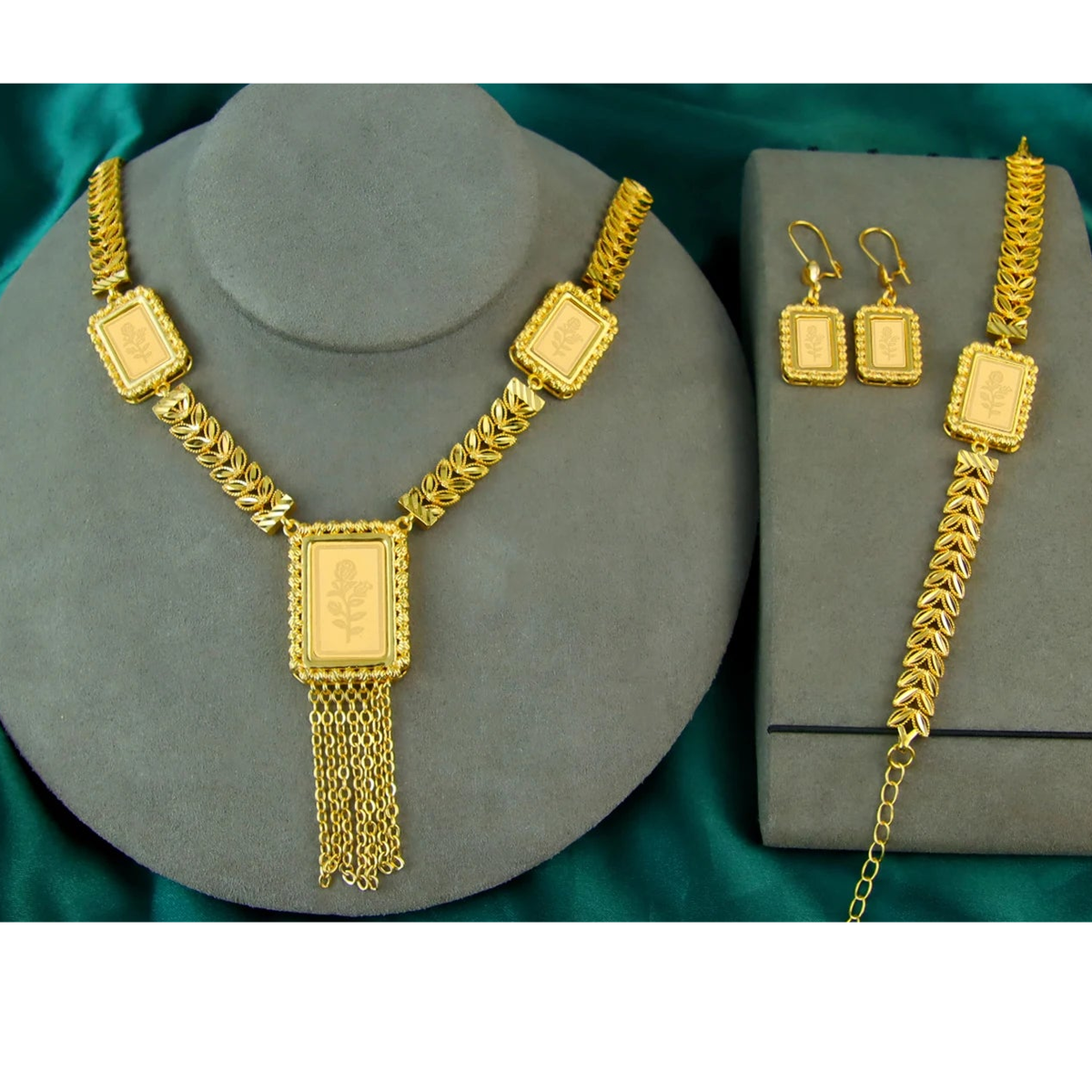 Luxury Dubai Bridal Gold Jewelry Set – Necklace, Bracelet & Earrings