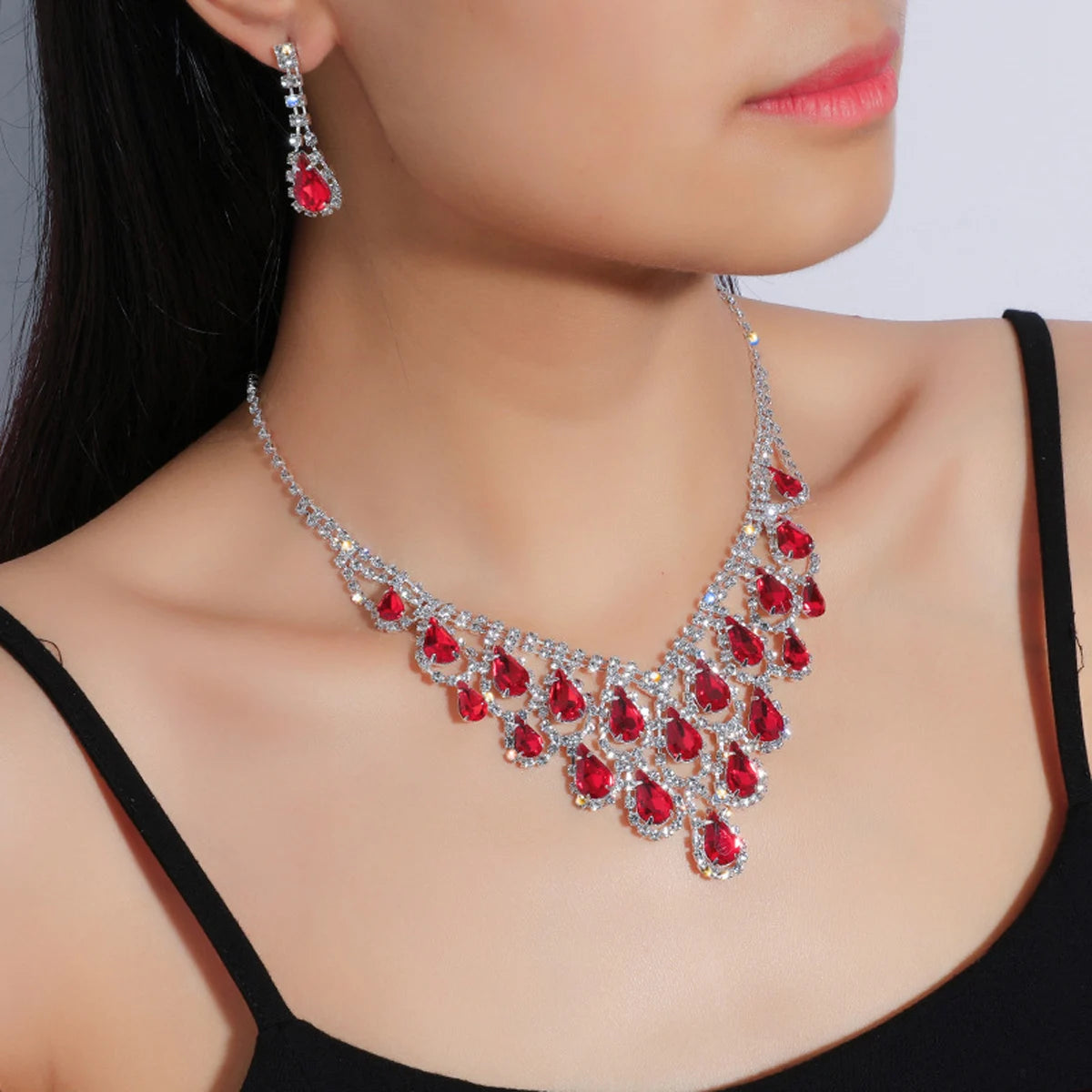 Luxury Water Drop Tassel Necklace & Earrings Set – Bridal Wedding Jewelry