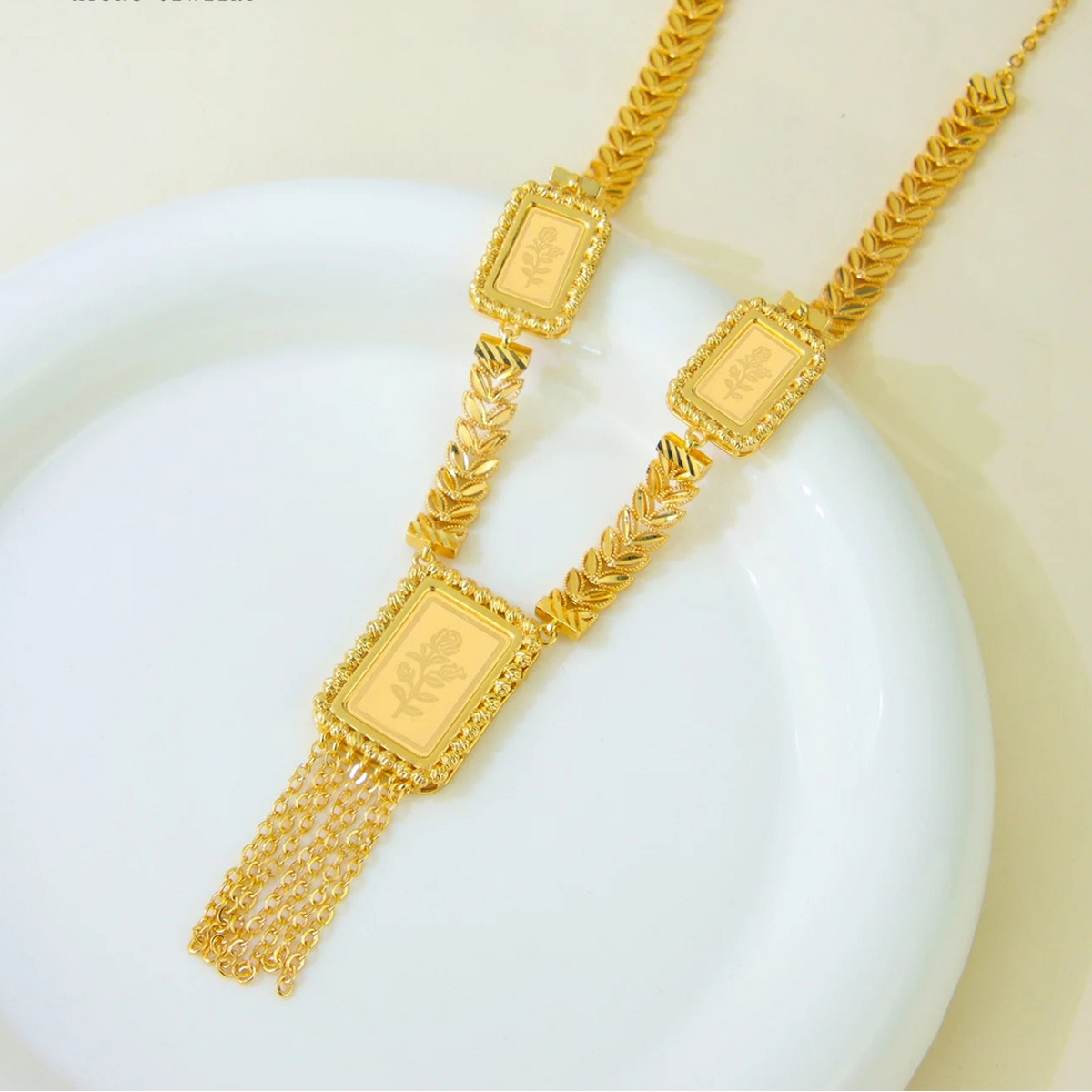Luxury Dubai Bridal Gold Jewelry Set – Necklace, Bracelet & Earrings
